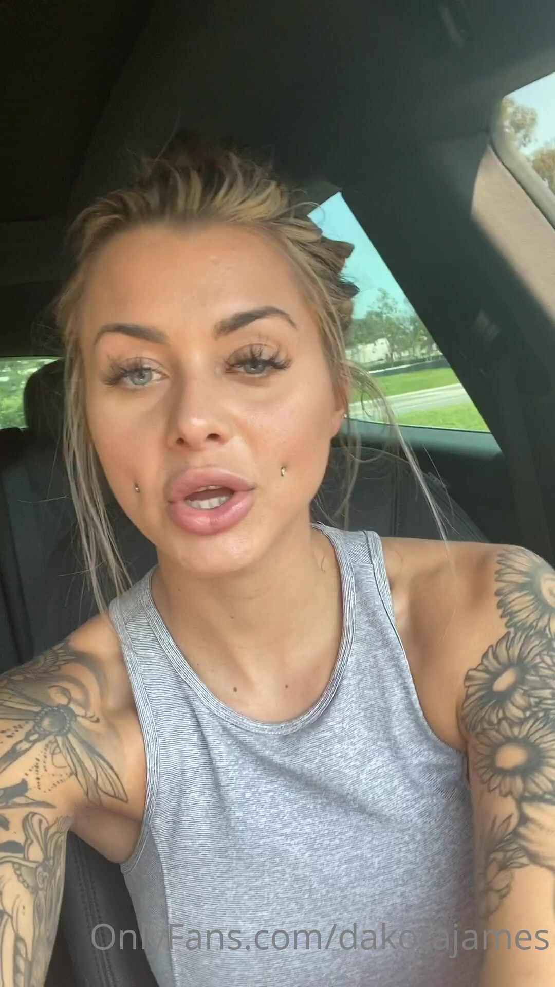Dakota James completely Nude & Masturbating in car