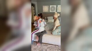Heidi Grey - Stepmom shows me how to eat pussy