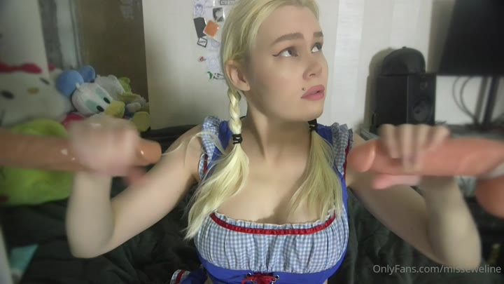 Eweline Stenberg - 3 Dildos is nothing for  me