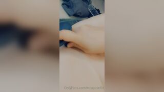Rosajosefin - Trying new buttplug on Onlyfans