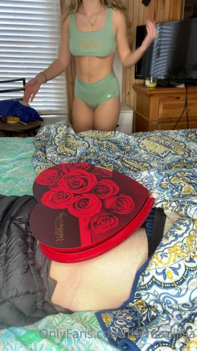 Themadilisa giving a hot Blowjob