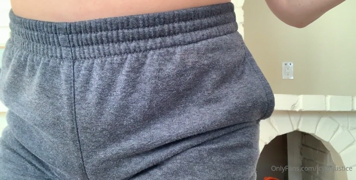 IcyGrlJustice Booty Shaking