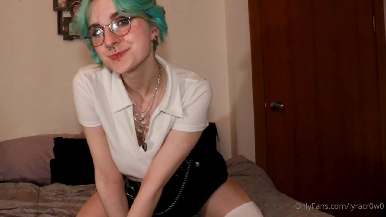 lyracrow Rides Dildo