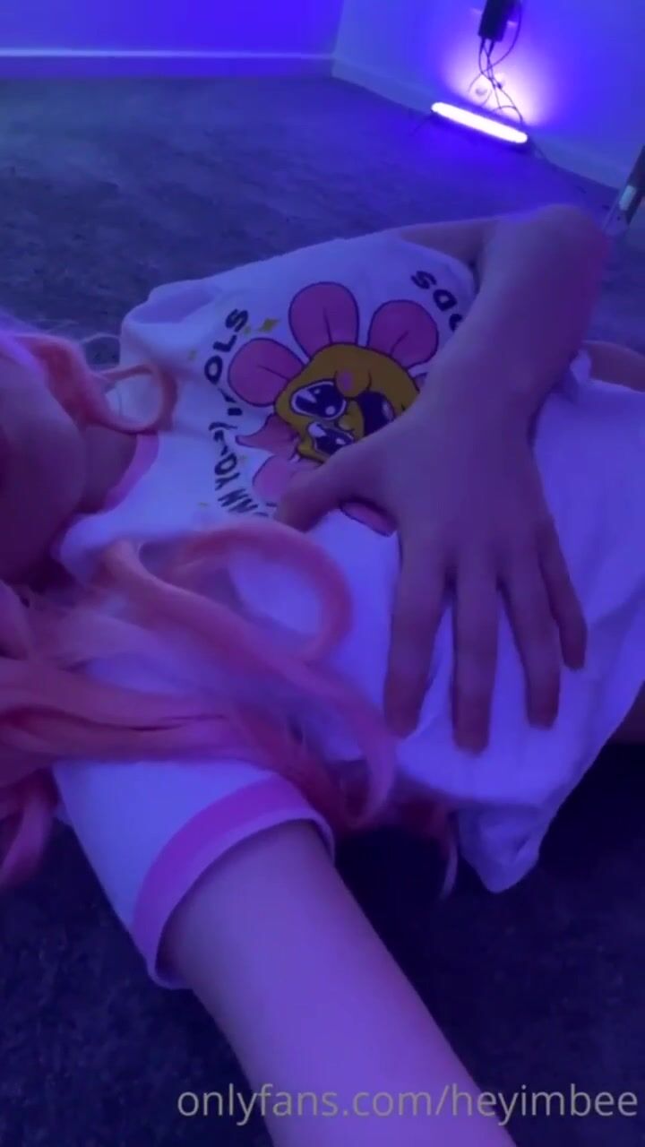 HeyimBee Touching her Big Boobs