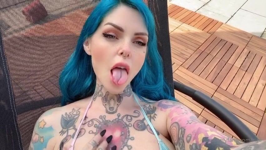 Riae Outdoor Topless Teasing