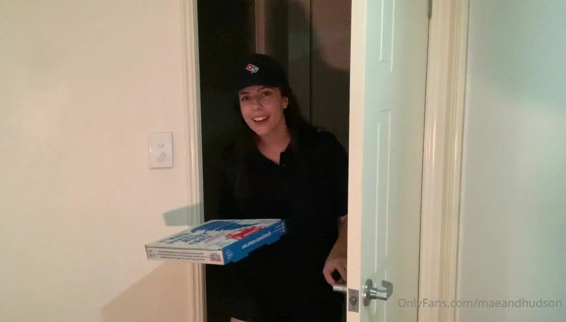 Mae Cartia - Delivery Girl Sucking Customers Big White Cock