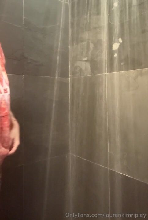 Lauren Kim Ripley In The Shower