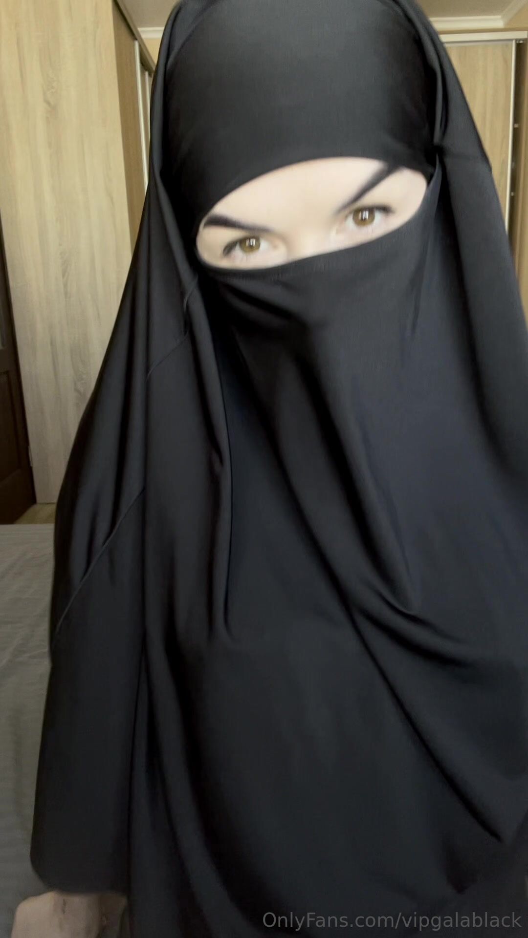 Gala Black Masturbates In Sexy Lingerie And Hijab
