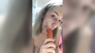 Milanaway Kinky Play With Dildo