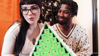 Naomih666 Christmas Present Pussy Fuck With BBC