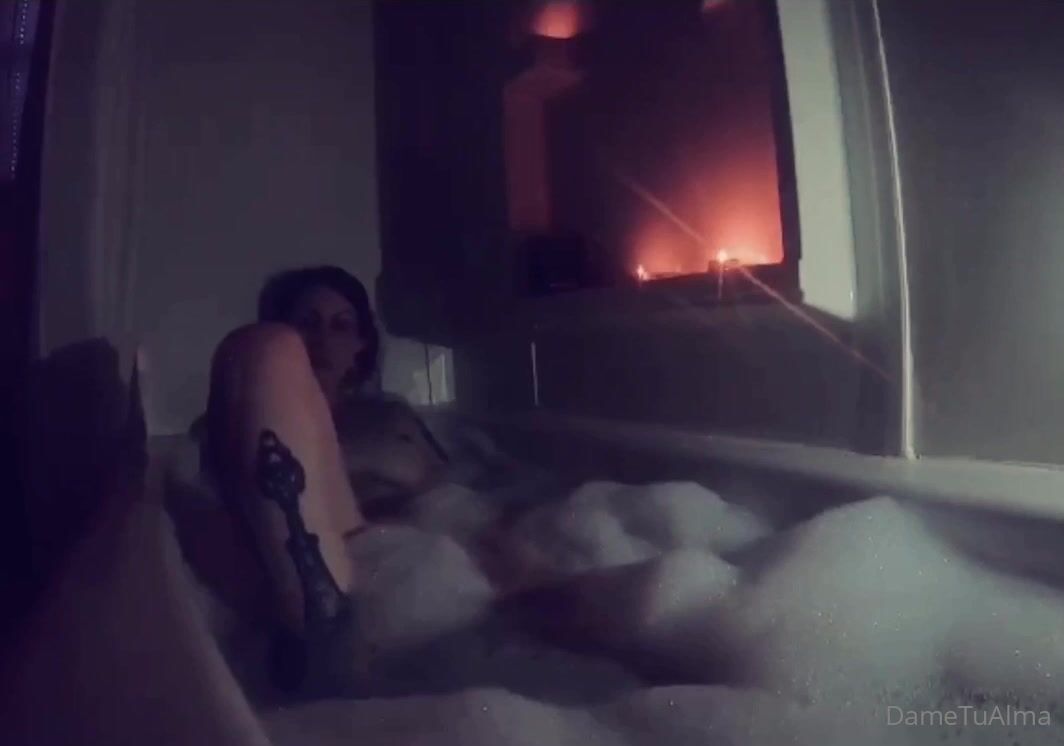 Anja Sangre In The Bathtub