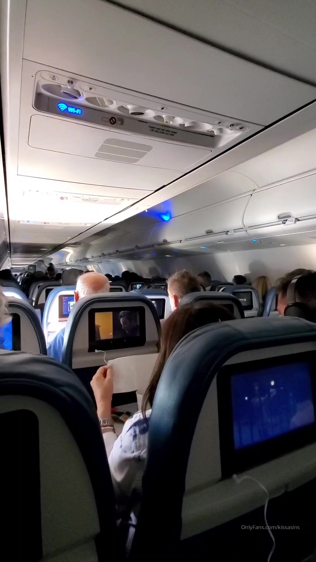 KissaSins Squirting In Public