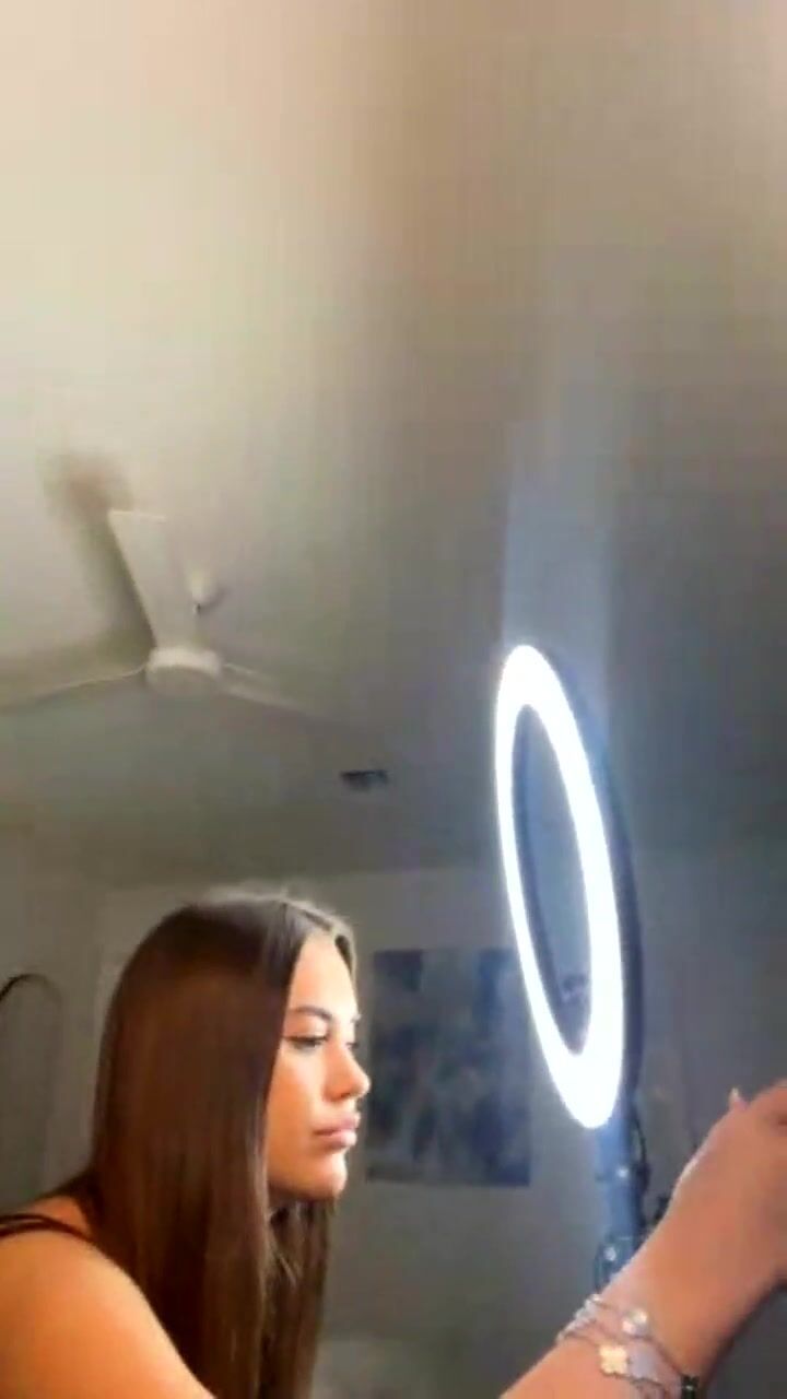 JadeTeen Fucking First BBC on Livestream