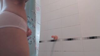 Missreinat In The Shower With Dildo