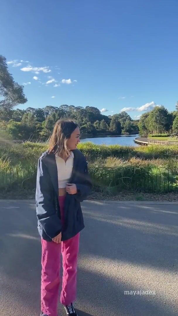 Mayajadex Flashing Small Tits in Public