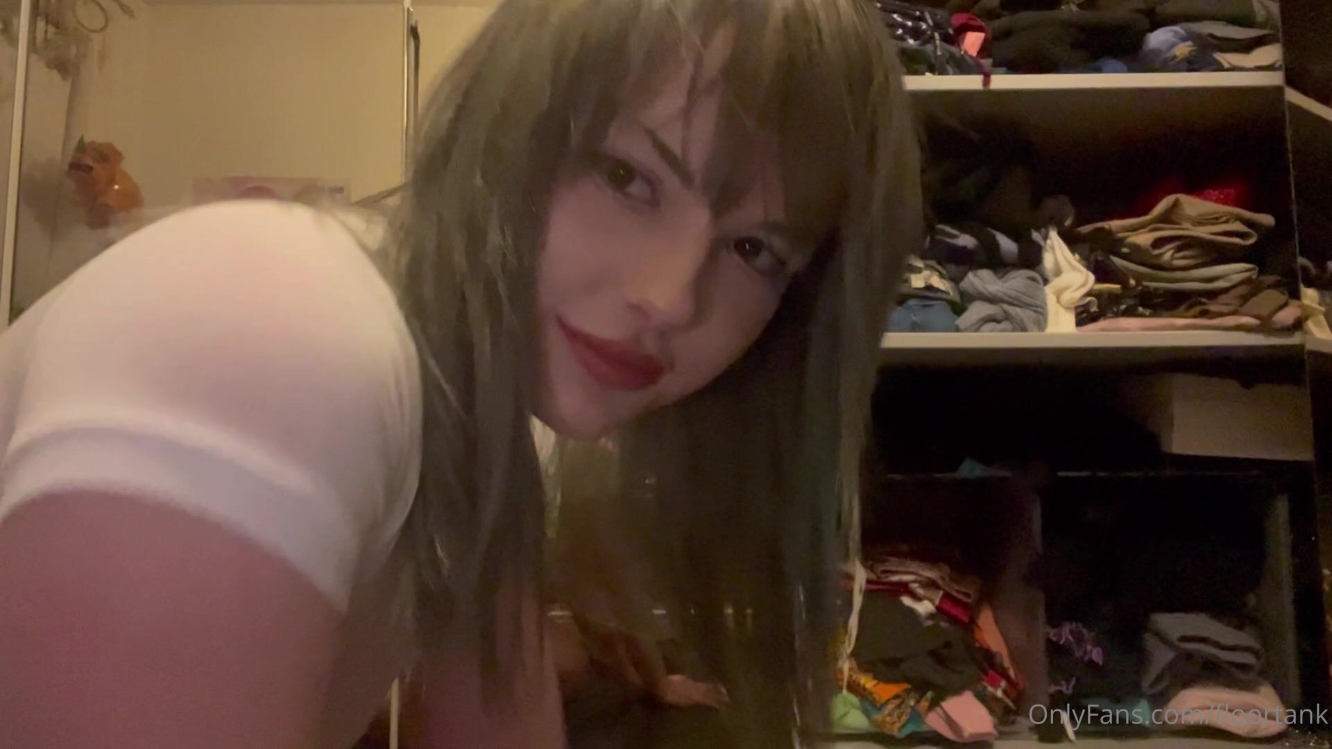 Floortank Shaking On Amateur Tape