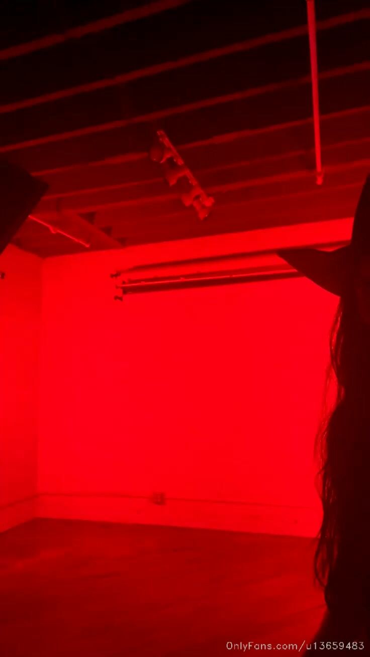 Maeggatron Erotic Dance In Costume