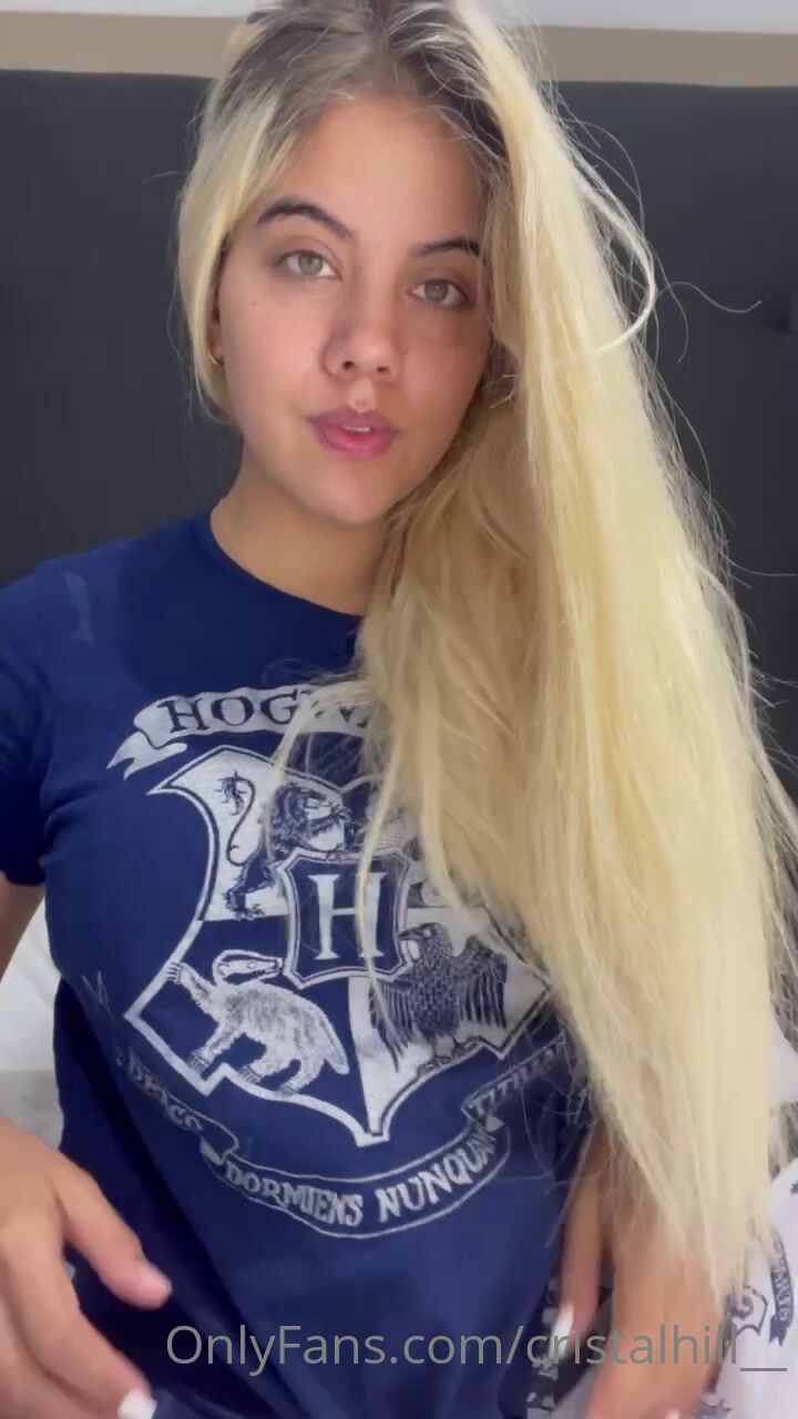 Blonde CristalHill Creamy Pussy Masturbation