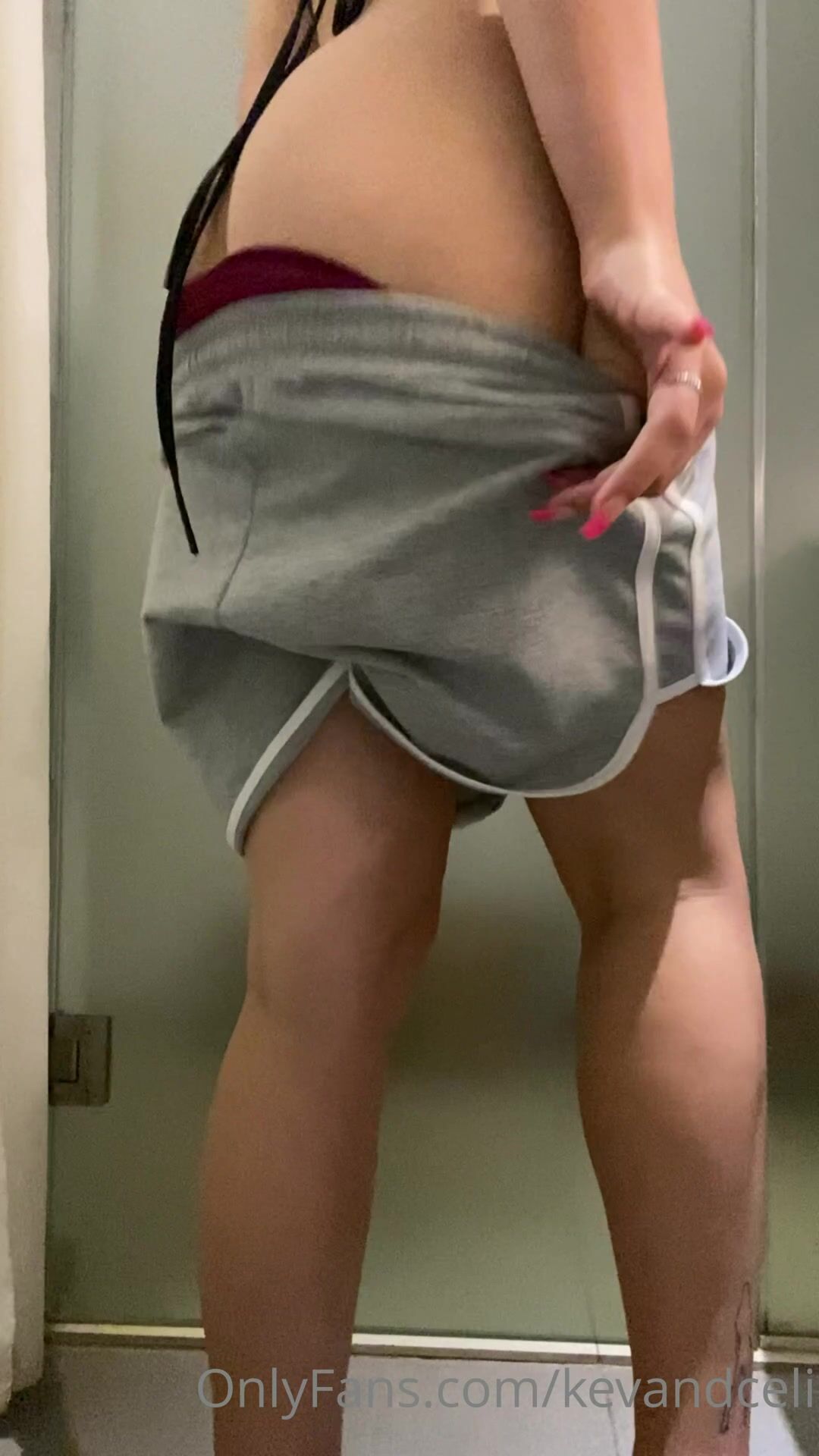 KevAndCeli Masturbation In The Shower