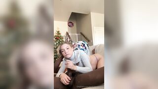 Snomarie69 - Petite White Girl with Massive BBC