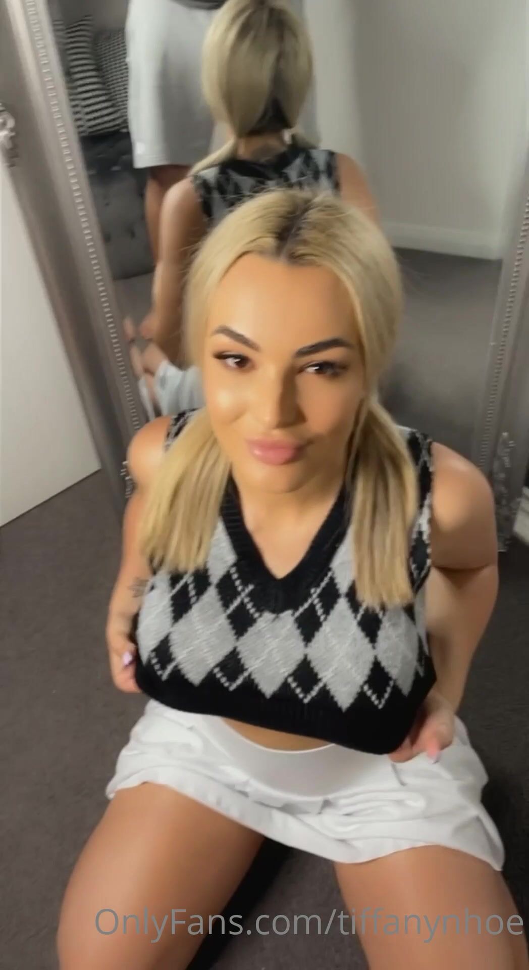 Tiffanynhoe Blowjob Warm Up With Mirror Play Before Cumshot Reward POV