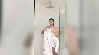 Aishah Sofey Sexy Shower Video