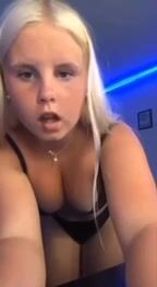 Swedish Klara Twerking