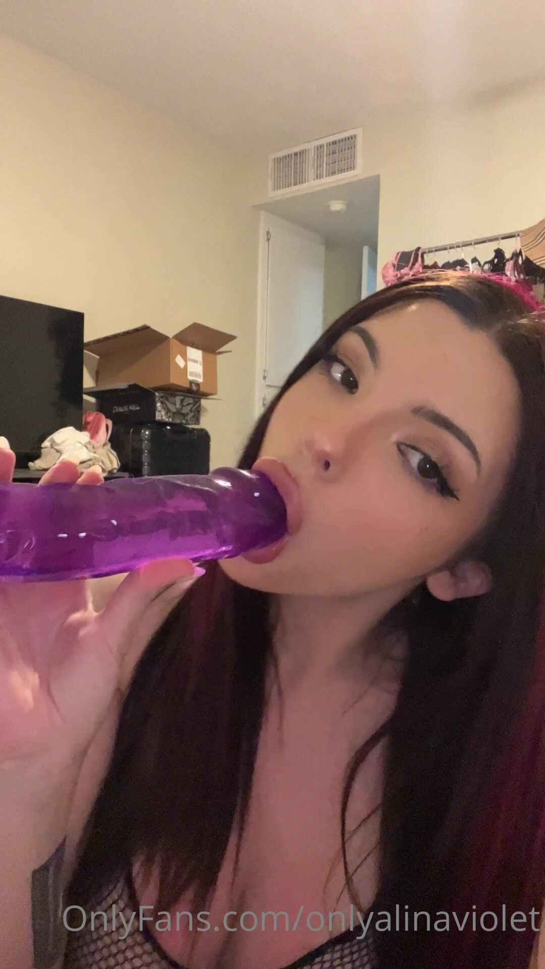 Babylaur Giving Sloppy Blowjob on Purple Dildo