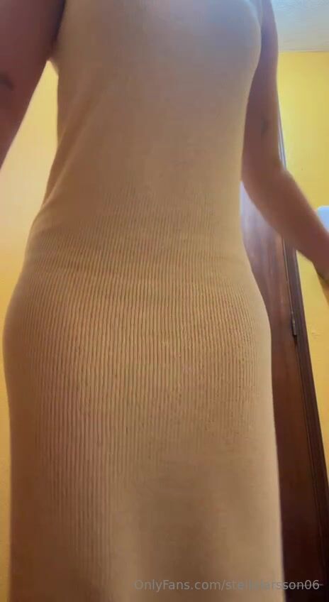 swedish onlyfans teen stellalarsson06 showing off her big ass