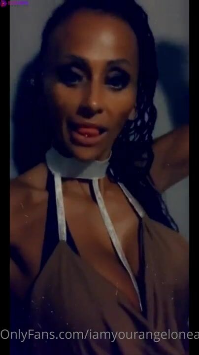 iamyoureangelonea