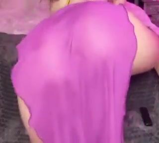 Vanessa twerking