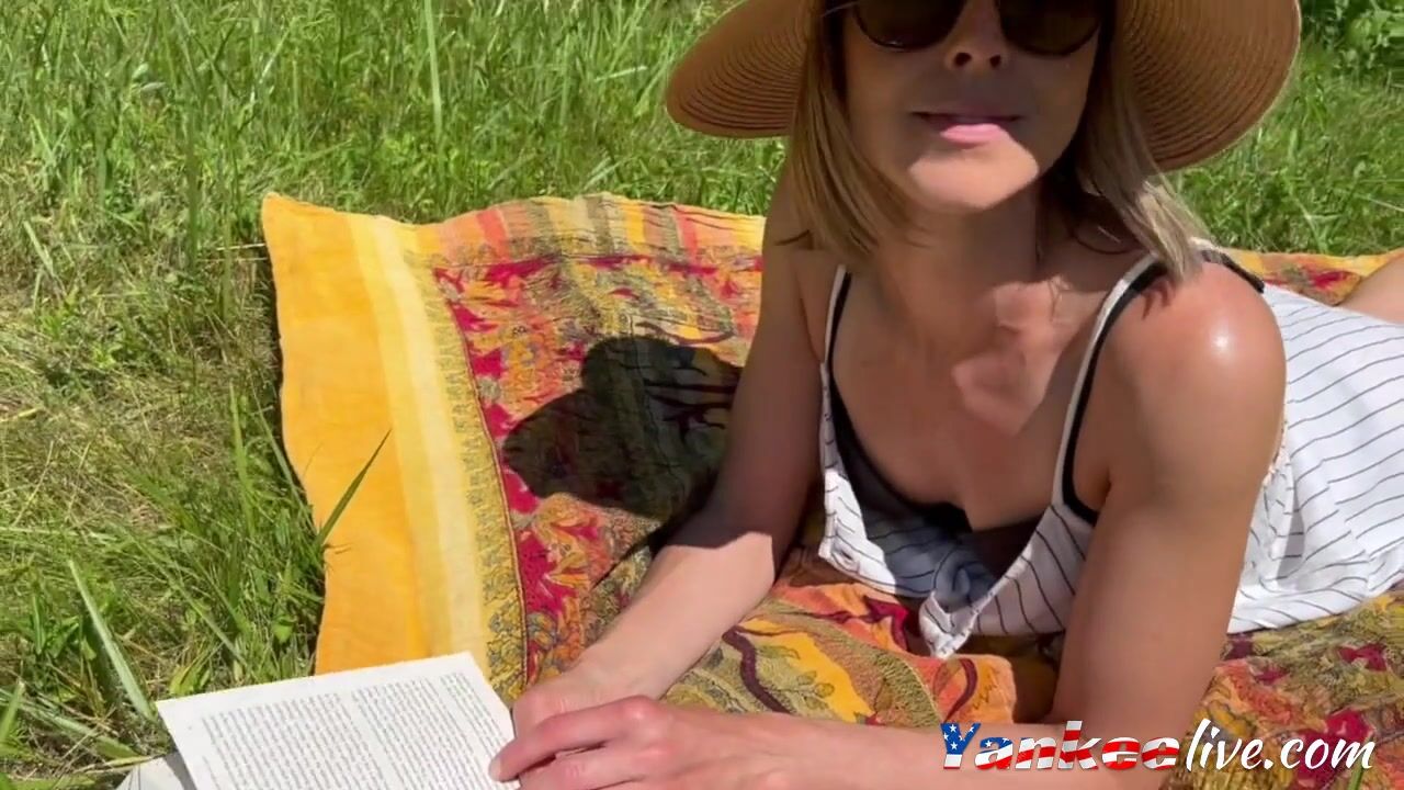 Girl's Public Creampie: Cuckold Husband Watches Friend Fuck Her Outdoors