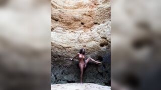 M4m4chulo with dildo in a cave