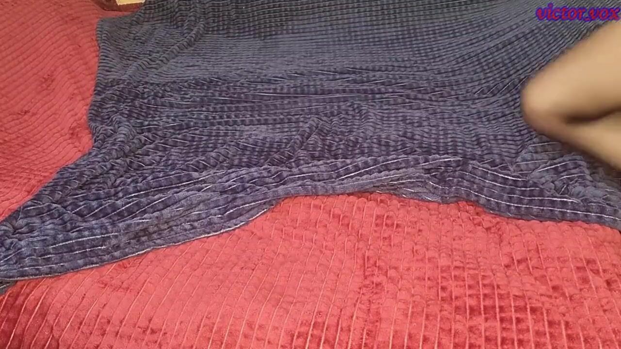 Hotgirl tries BBC for the first time