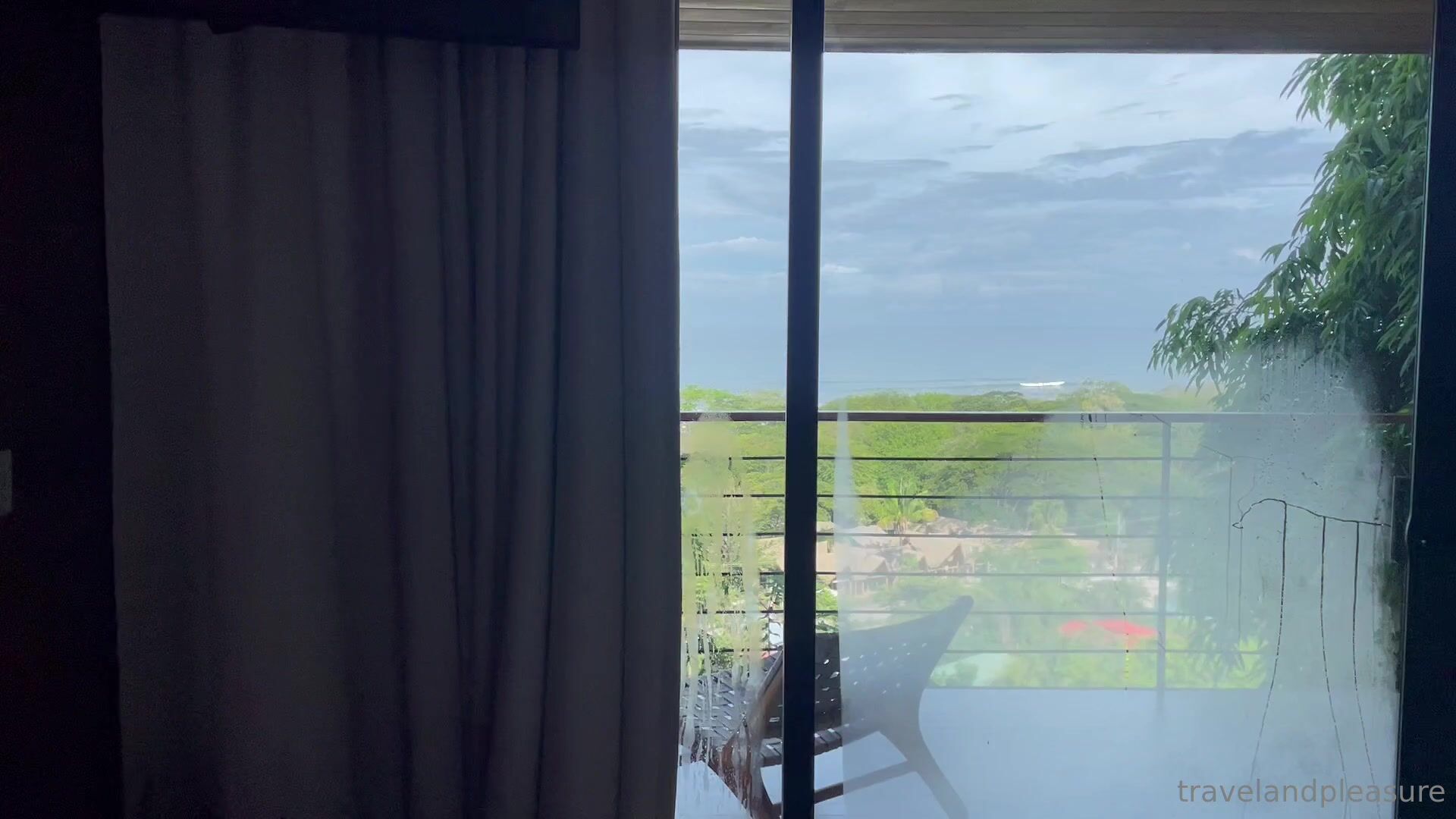 TravelAndPleasure Morning Pussy Fuck With Cumshot