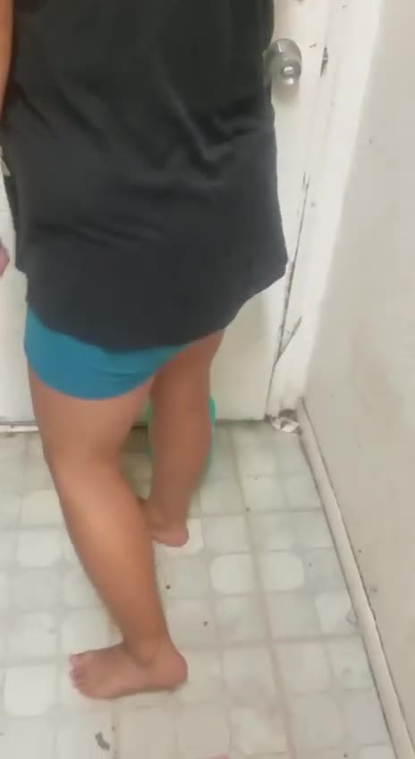 Surprise Cumshot on my Mom