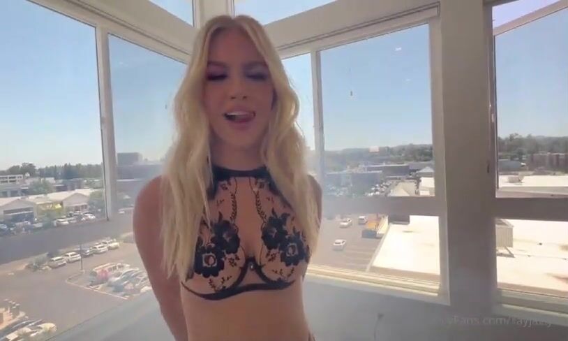 Rayjazlyn Gets Ready For Big Dick POV