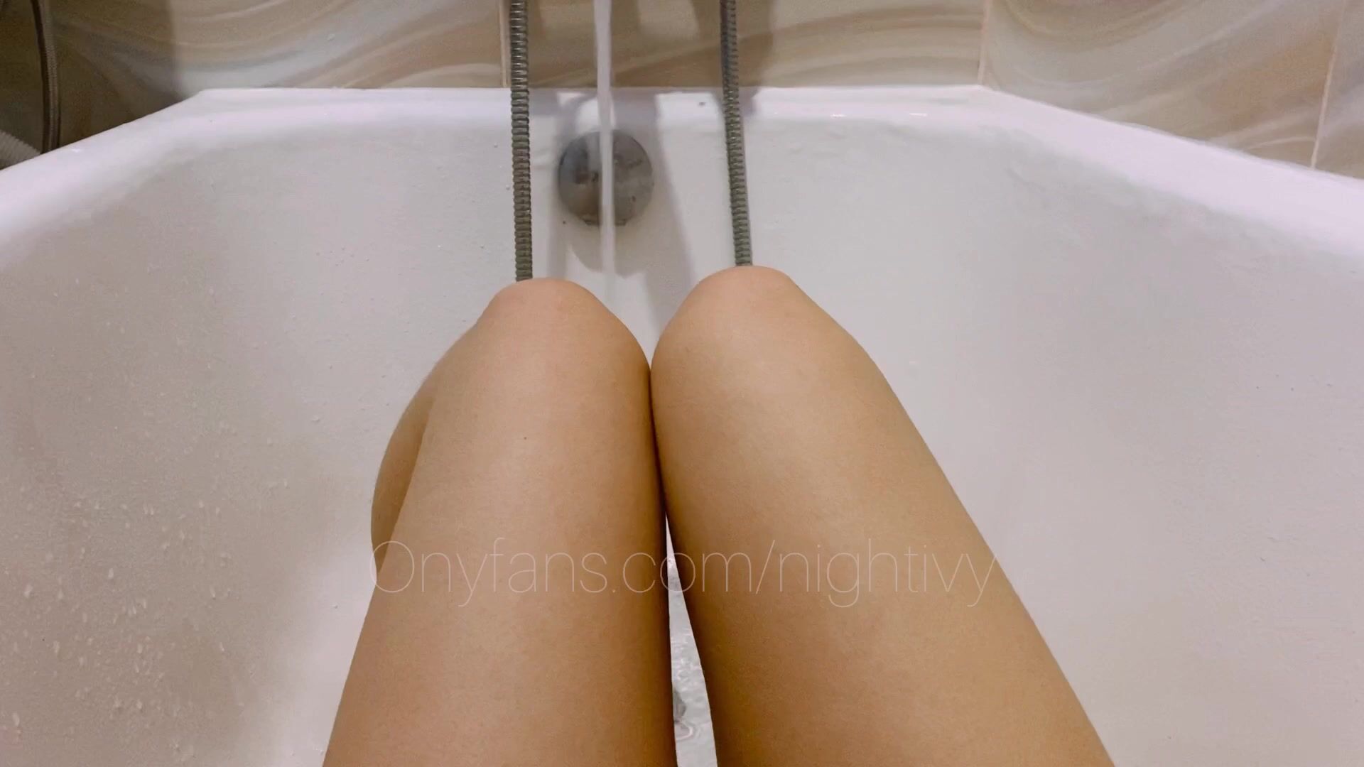 NightIvy Relaxing In The Bathtub