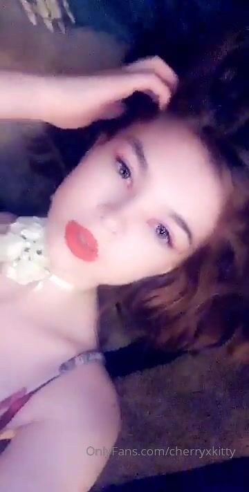 Sensual Pussy Fingering Of Cherryxkitty