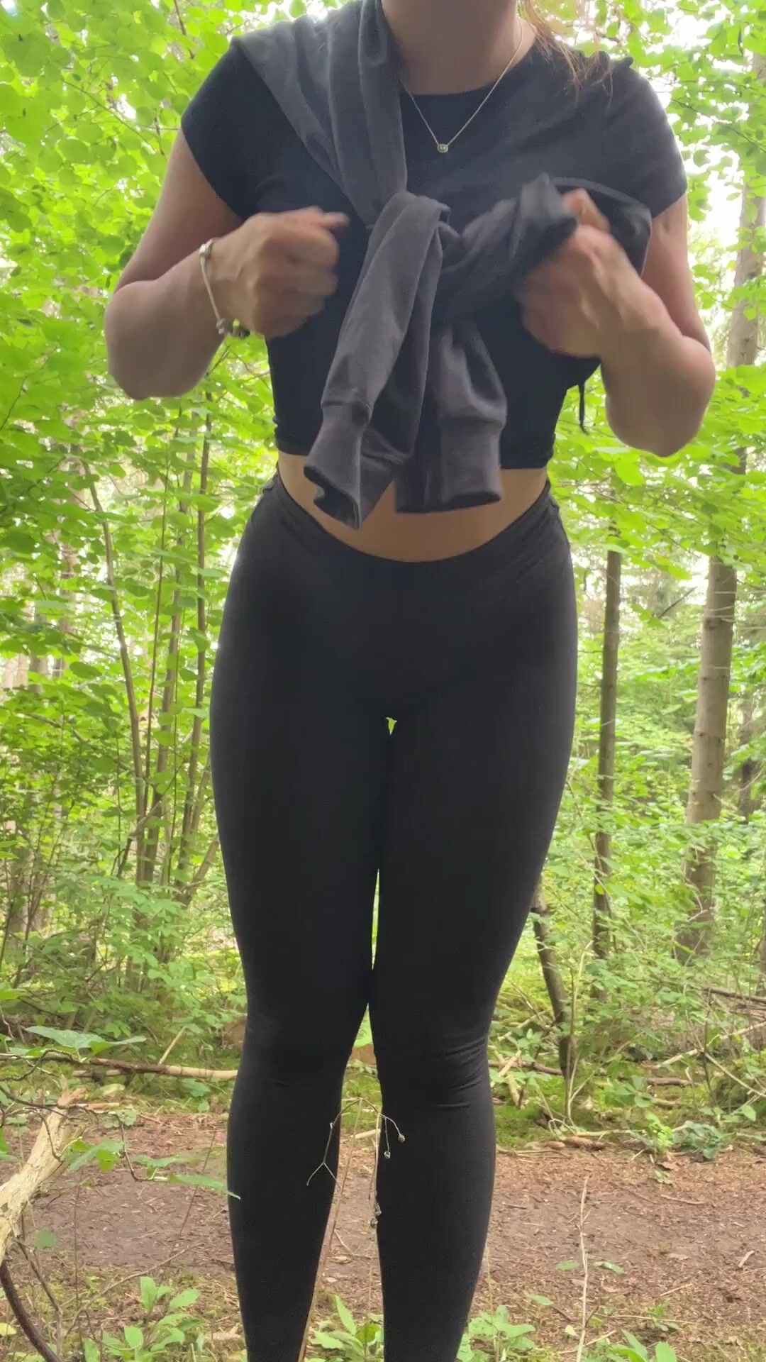 boobs reveal in the woods