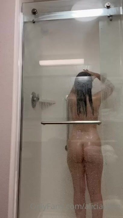 Alicia Allen In The Shower