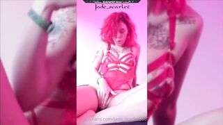 Jade Scarlet @jade_scarlet