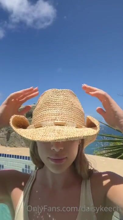 Daisy Keech Teasing Perfect Titties in Pool