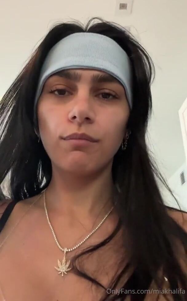 Mia Khalifa Morning Routine PPV Video