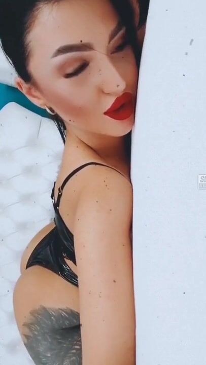 Renata stripper nr.104