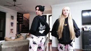 Camilla Araujo and Julia Filippo Hot Livestream