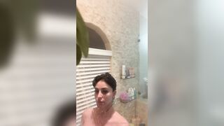 Camilla Araujo Undressing Naked And Showering