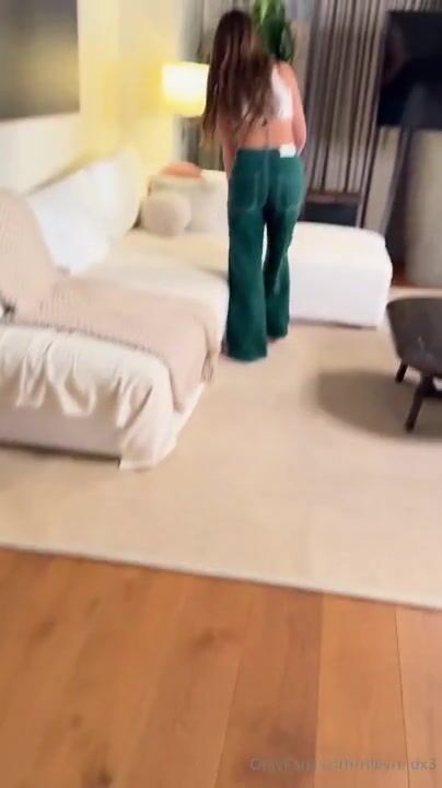 Petite Babysitter Riley Reid Gets Pounded And Cummed on