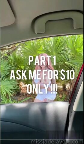 Jade Lavoie Gets Huge Cumshot in Mouth