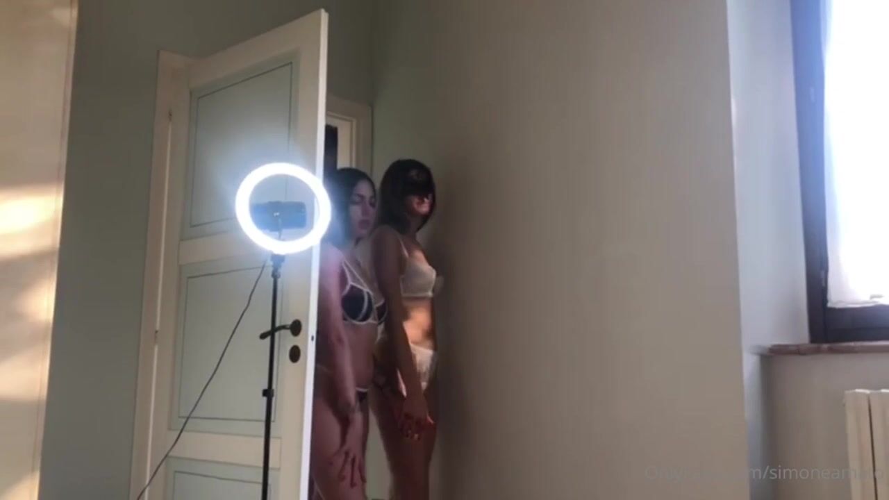 AlinaKrylova And Giulia Scarozza FFM Threesome Sextape